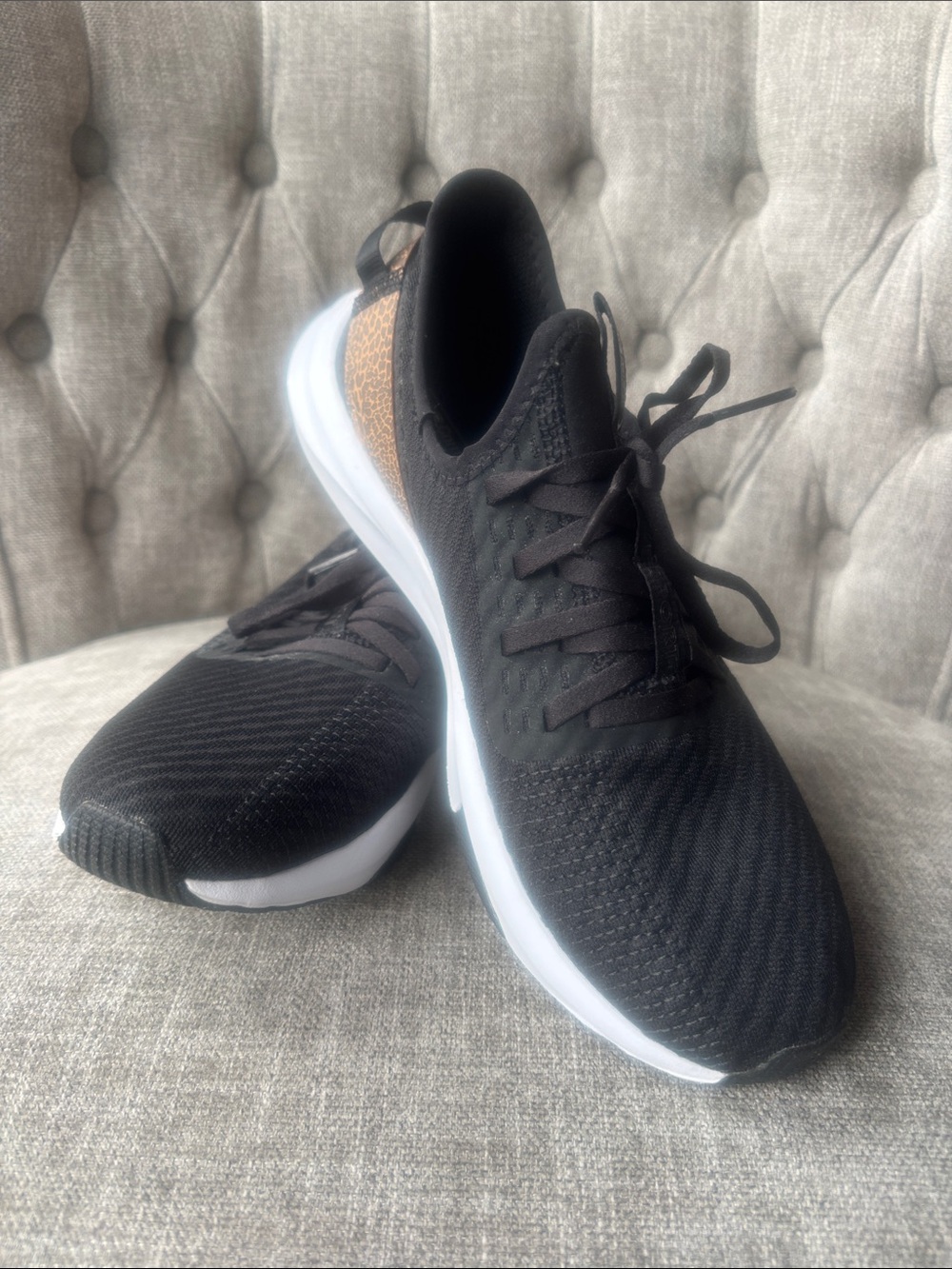 Women's Black Knit Athletic Sneakers with Brown Heel Patterned Accent